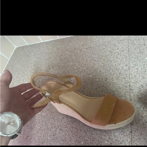 Very nice pair of wedges made by Vicki Vicki - Picture 3 of 5